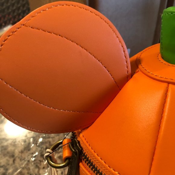 Loungefly Disney Mickey-O-Lantern Crossbody READ DESCRIPTION - Picture 8 of 12